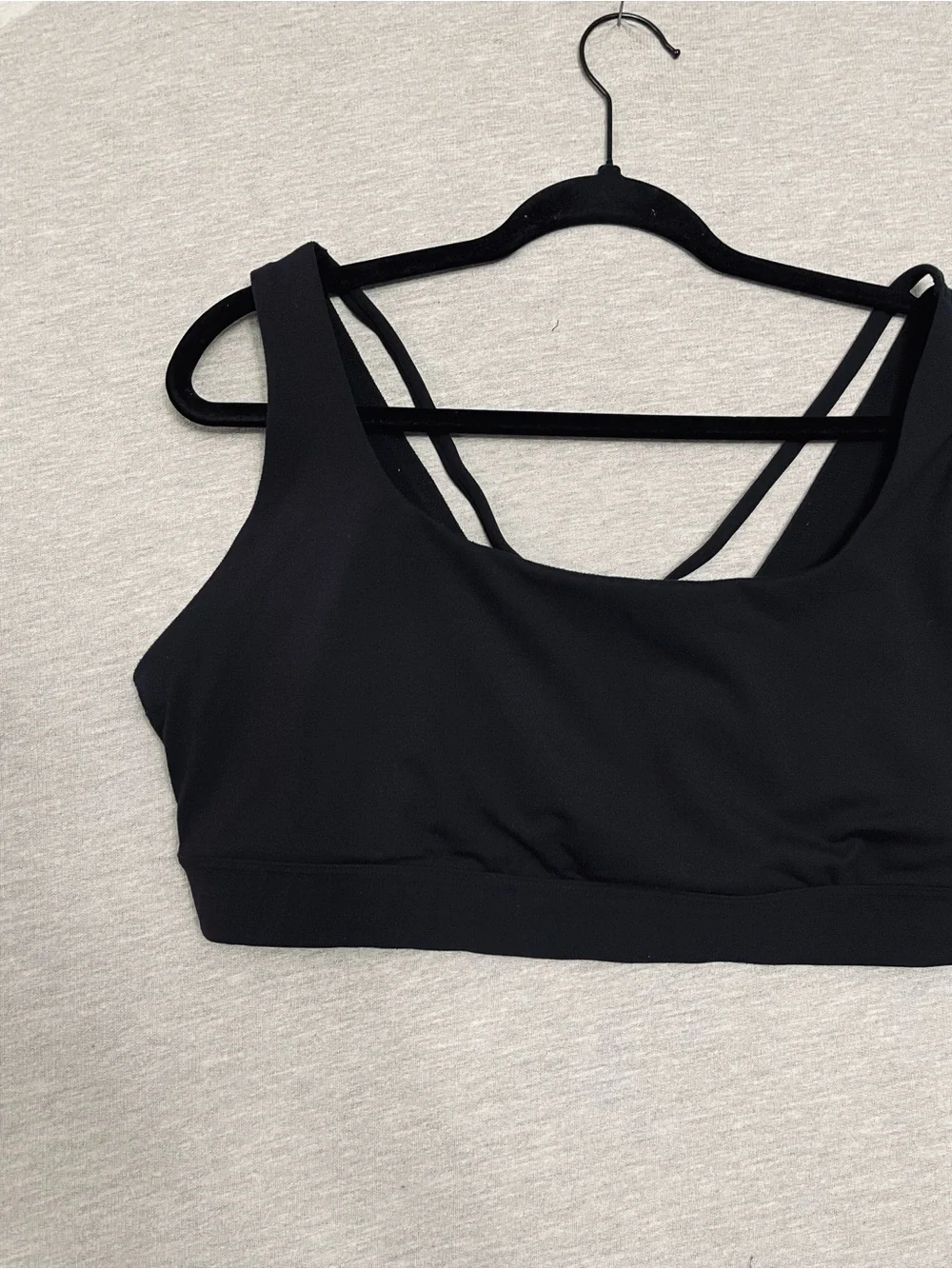 Athleta Black Women's Strappy Sports Bra